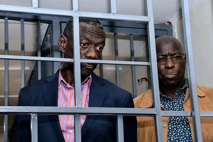 Kizza Besigye