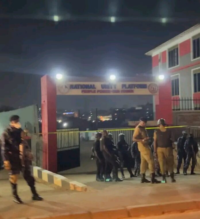 FB_IMG_17402047924490943