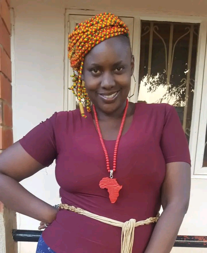 Straka Mwezi