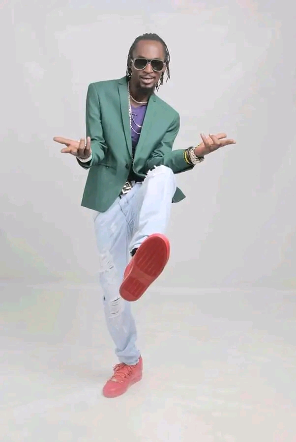 Mowzey Radio