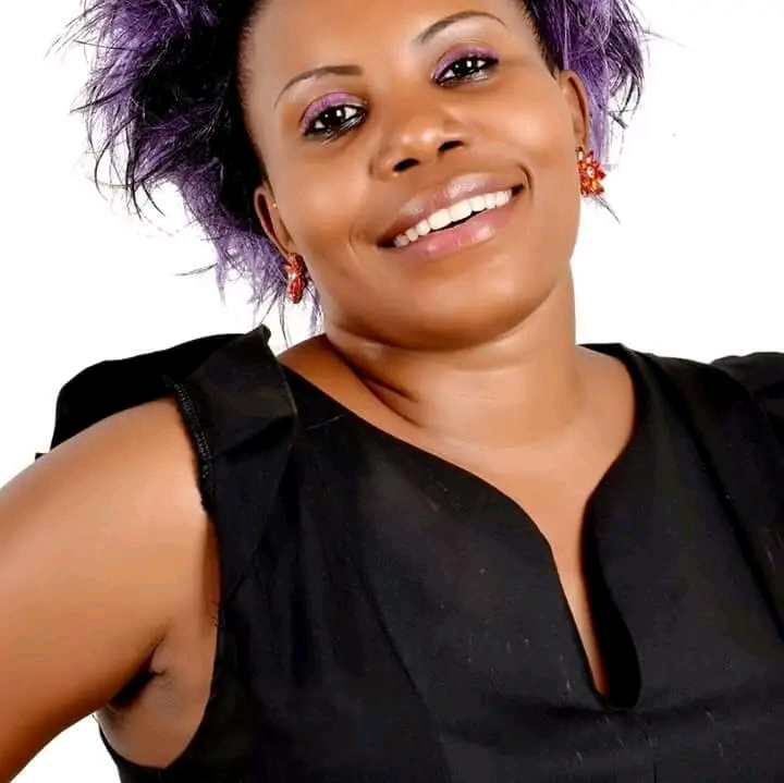 Lady Titie Tabel