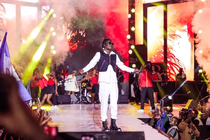 FB IMG 17638012077677376