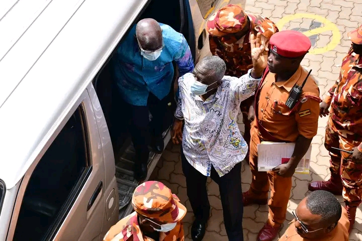 FB IMG 17648685290436937