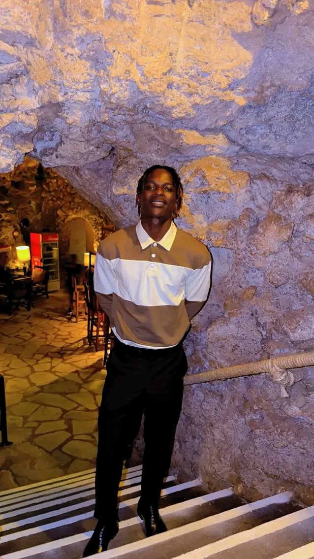 FB IMG 17666083023323325